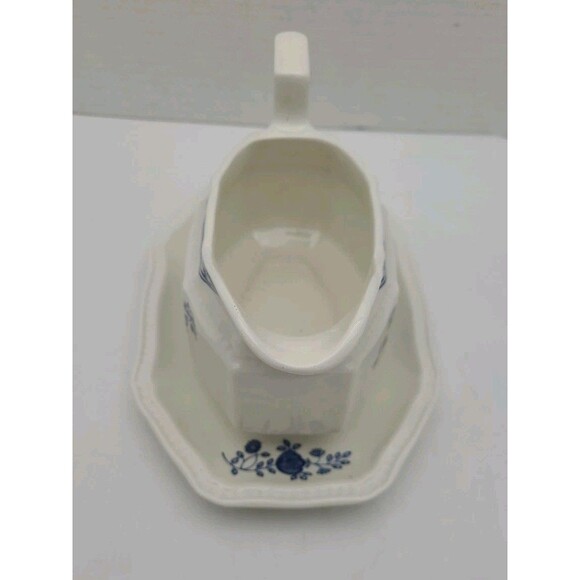 2 Piece Kensington Coventry Blue Onion Gravy Boat Underplate English Ironstone - Picture 3 of 12